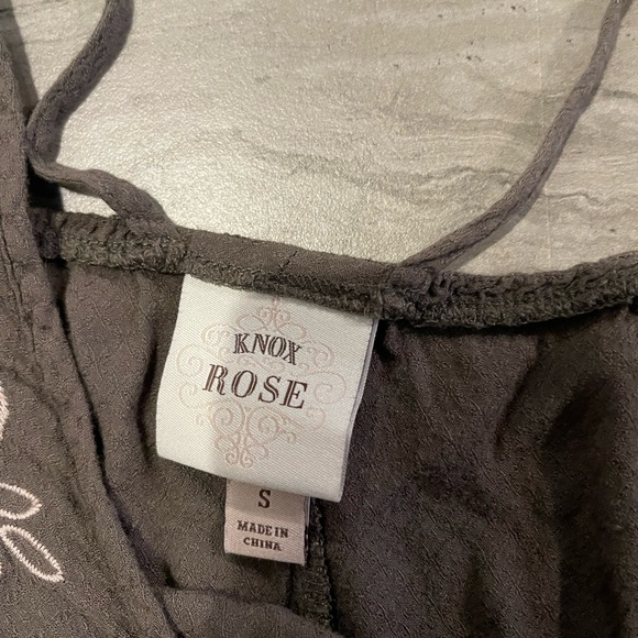 Embroidered long sleeve top - Picture 2 of 2